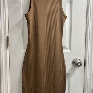 Elegant Brown Sleeveless Dress